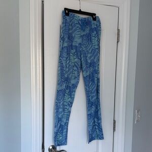 Vineyard Vines Blue and Green Patterned Leggings